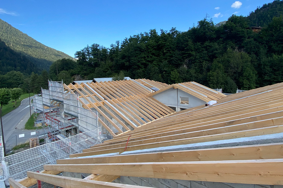 Artisan Charpentier, Couvreur et Zingueur en Savoie et Haute-Savoie Artisan Charpentier, Couvreur et Zingueur en Savoie et Haute-Savoie